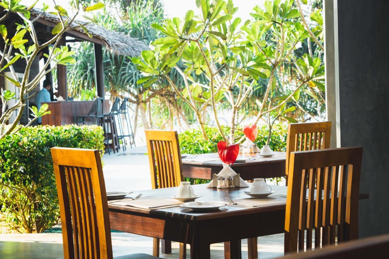 Ananya Beach Resort แทนกาลเล ภายนอก รูปภาพ