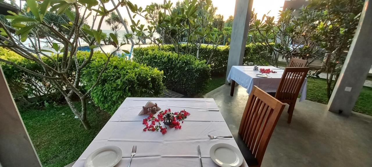 Ananya Beach Resort แทนกาลเล ภายนอก รูปภาพ