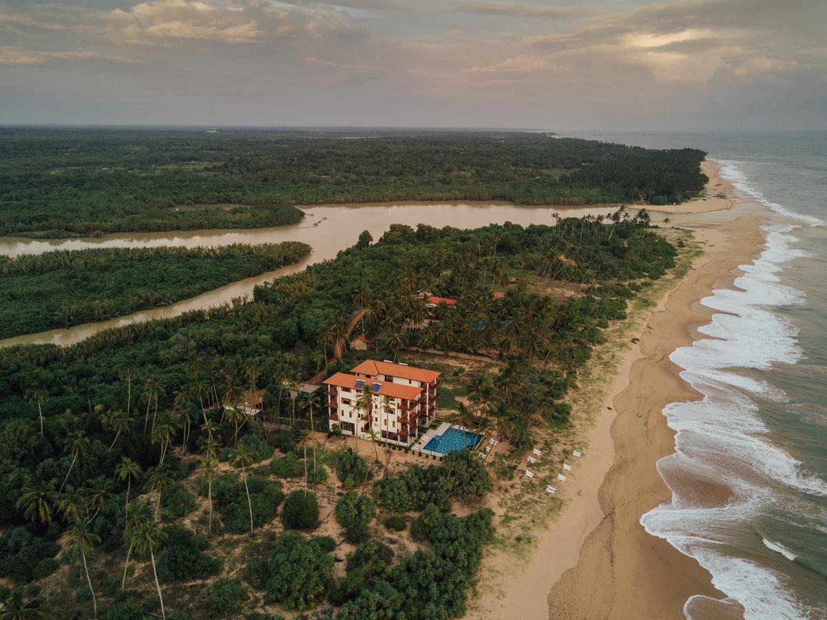 Ananya Beach Resort แทนกาลเล ภายนอก รูปภาพ